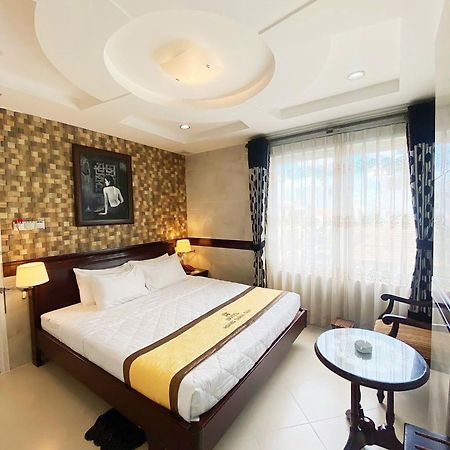 Hoang Thanh Thuy Airport Hotel 2 - Gan Am Thuc Dem Cho Hoang Hoa Tham Хошимин Экстерьер фото